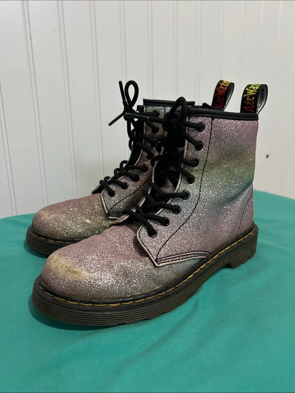 Dr. Martens Girls Iridescent Glitter Lace-Up Boots Sz: 3